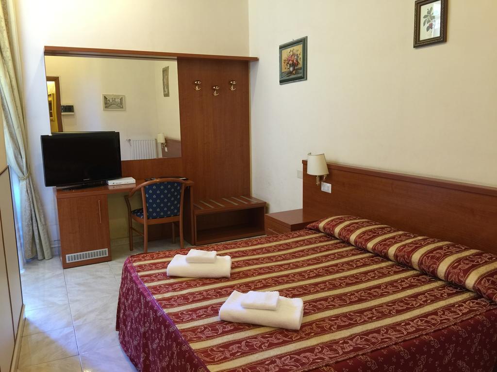 Hotel Azzurra Roma Cameră foto