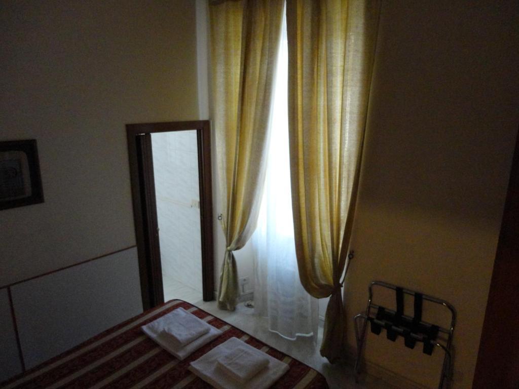 Hotel Azzurra Roma Cameră foto